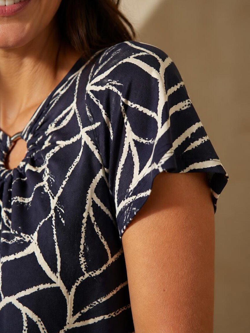 Textured Leaf Print Top