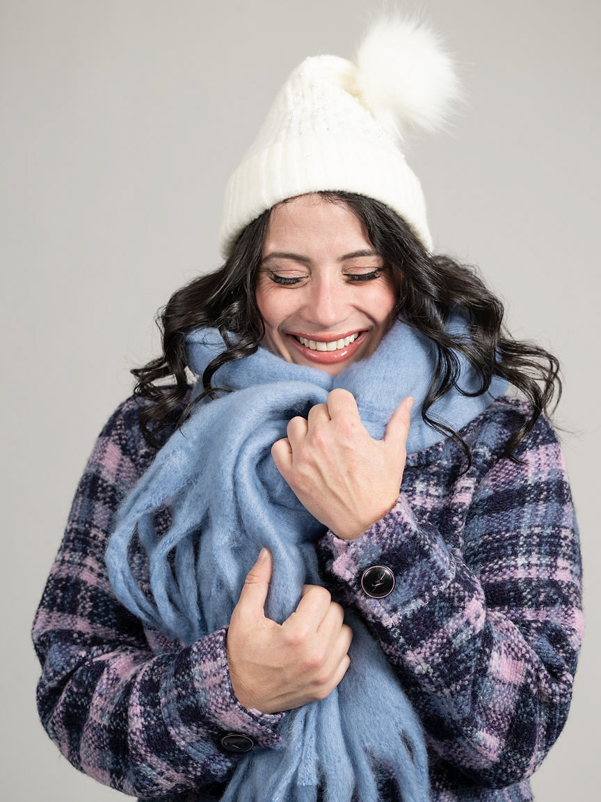 Fluffy Pom-Pom Pearl Toque