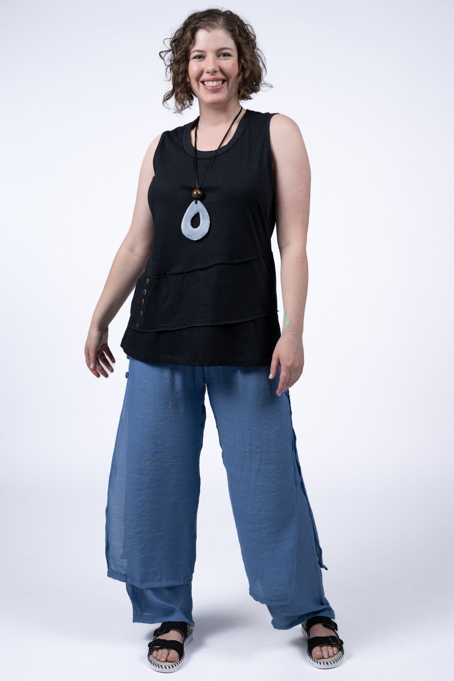 SHANIA Pants Image 4