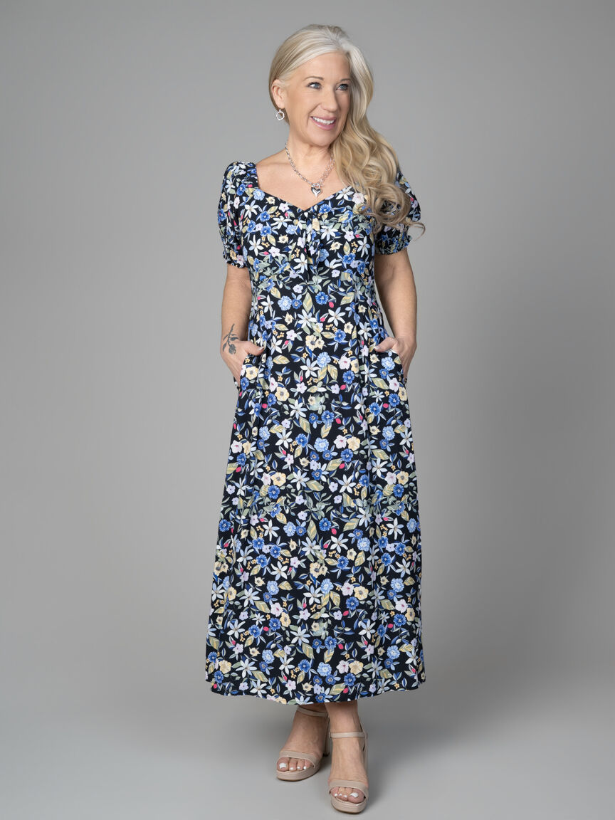Short Sleeve MIdi Dress With Front Bow