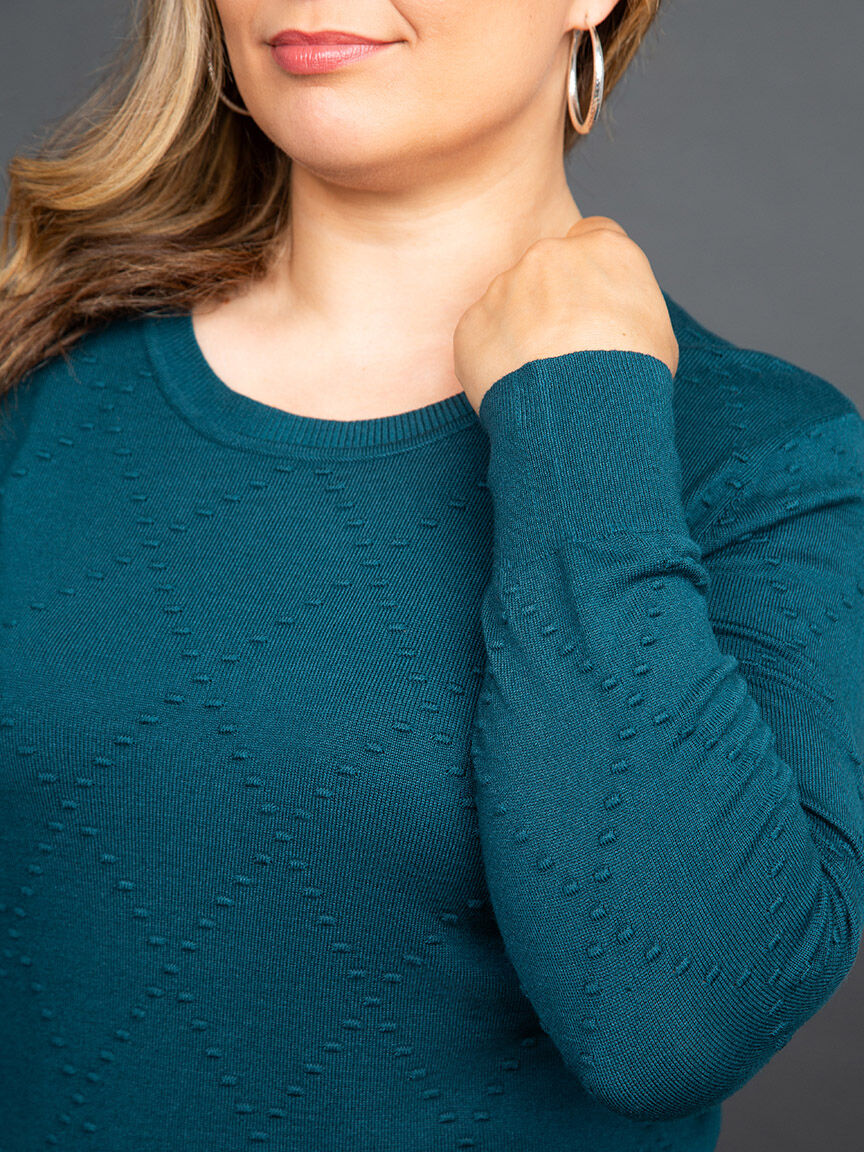 Long Sleeve Sweater w/ Diamond Pattern Image 5