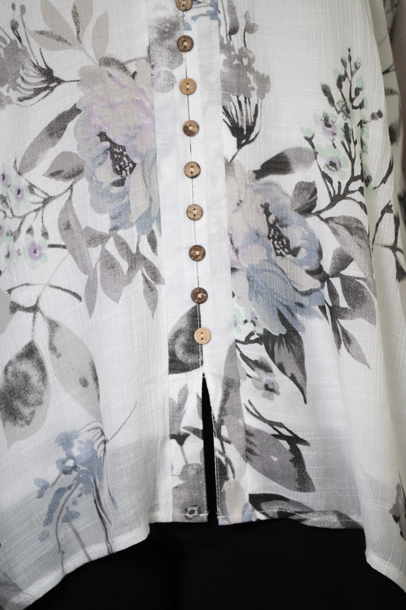 Floral Hi-Lo Button-Up Blouse  Image 2