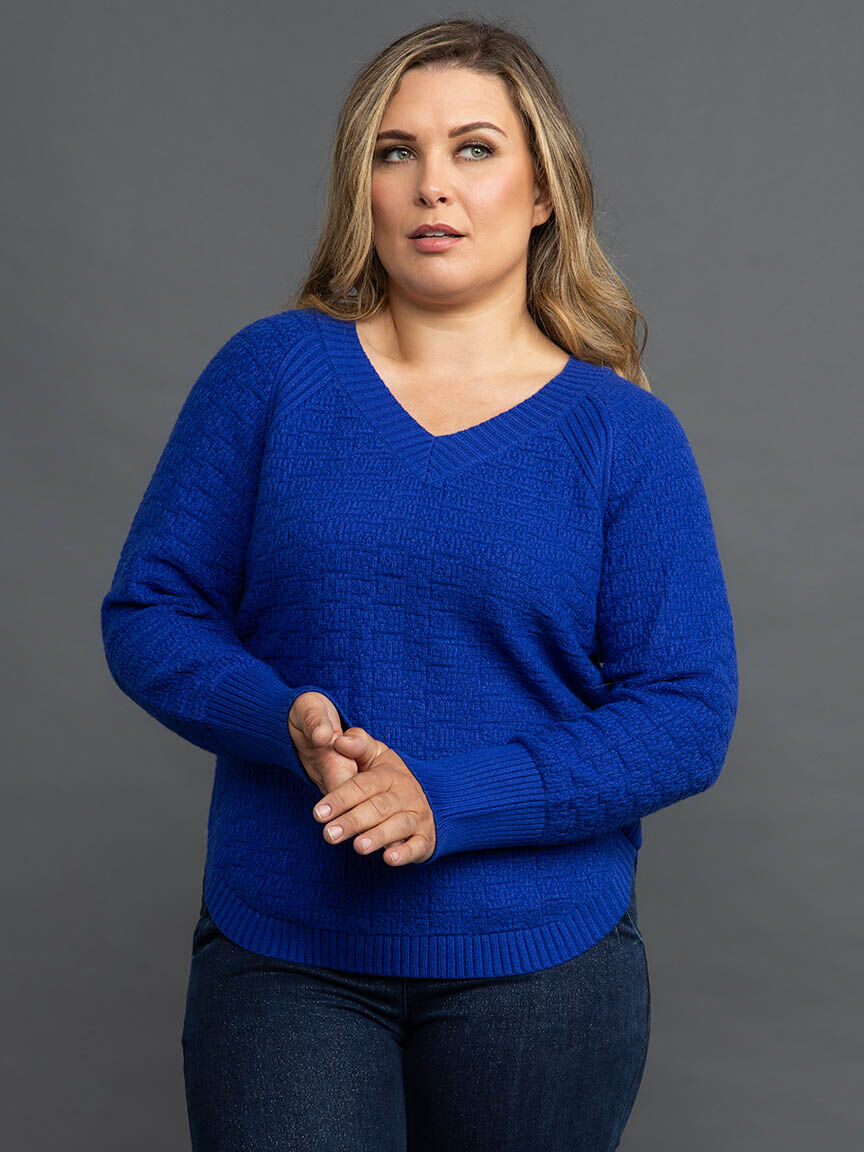 Long Sleeve V-Neck Crosshatch Knit Sweater Image 2