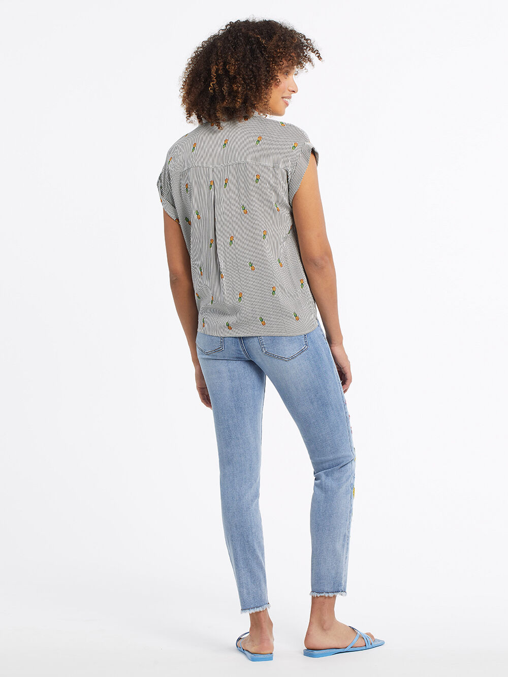 Pineapple Top Image 2