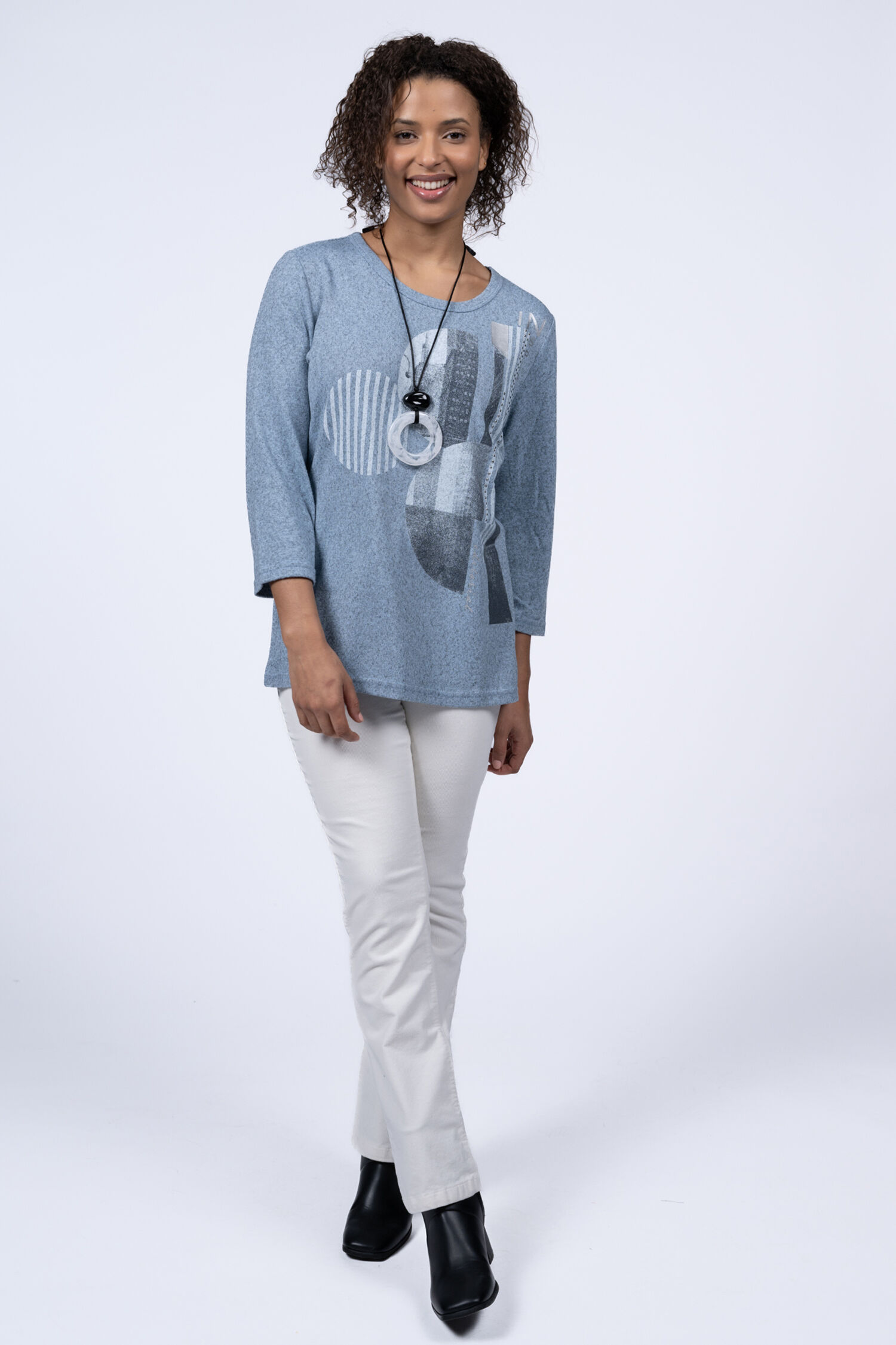 Inspiration &frac34; Sleeve Top Image 4