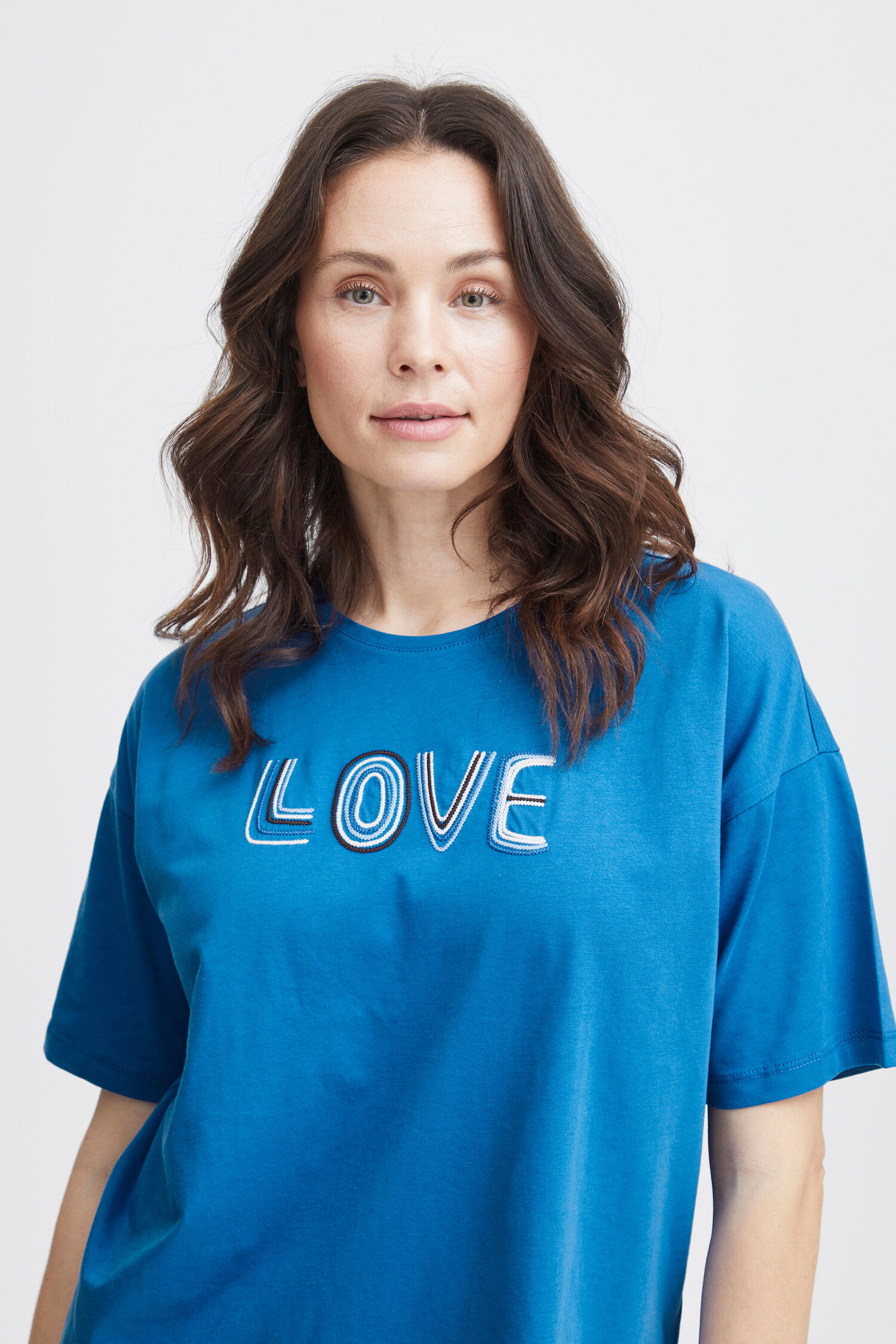 LOVE T-Shirt Image 1