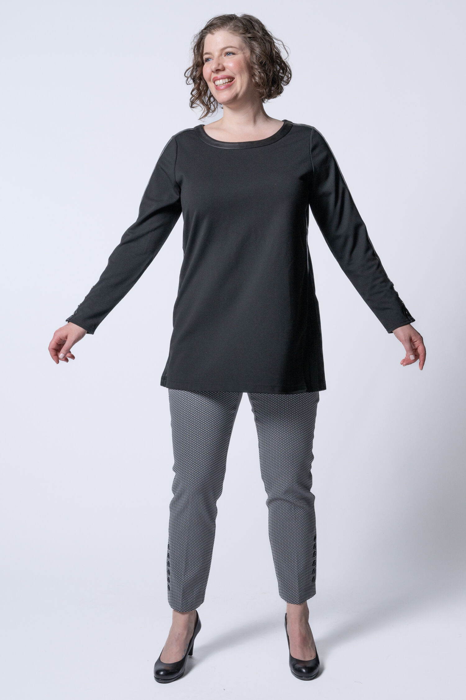 Long Sleeve Pleather Trim Top  Image 4