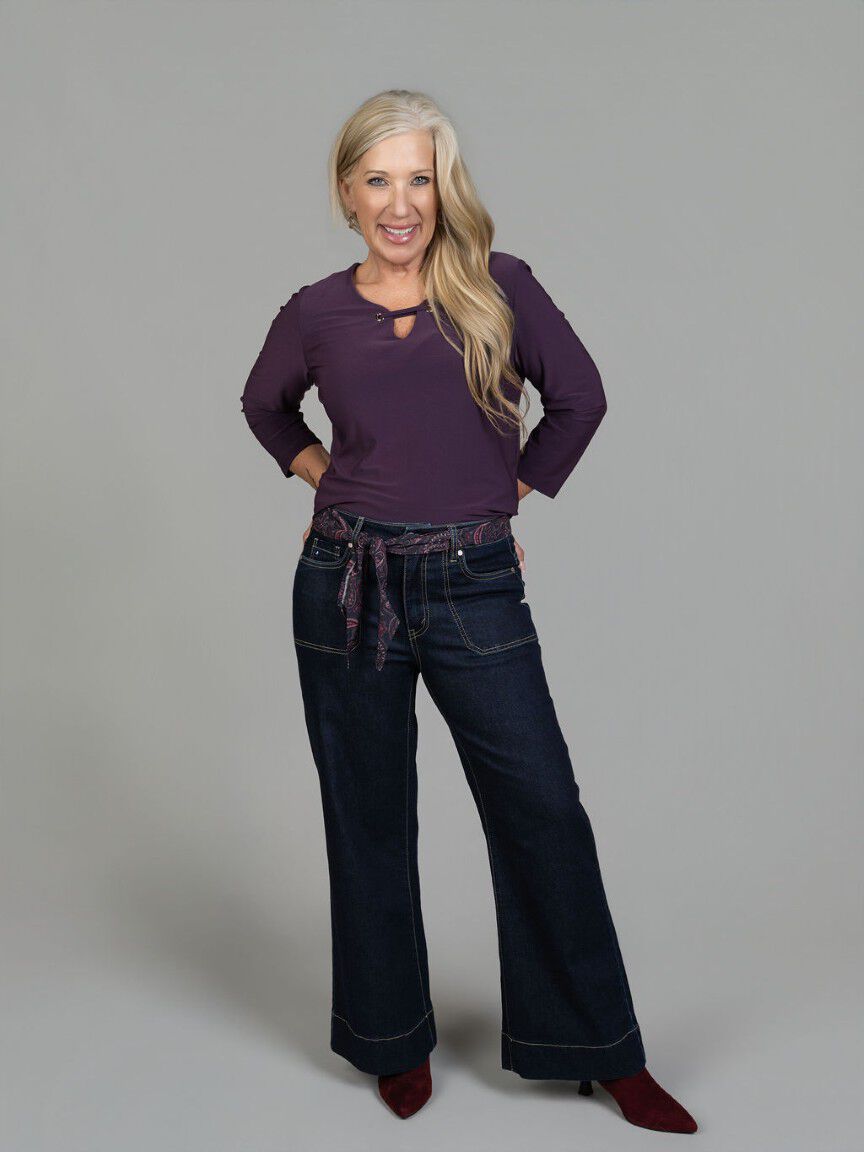 3/4 Sleeve Grommet Detail Top