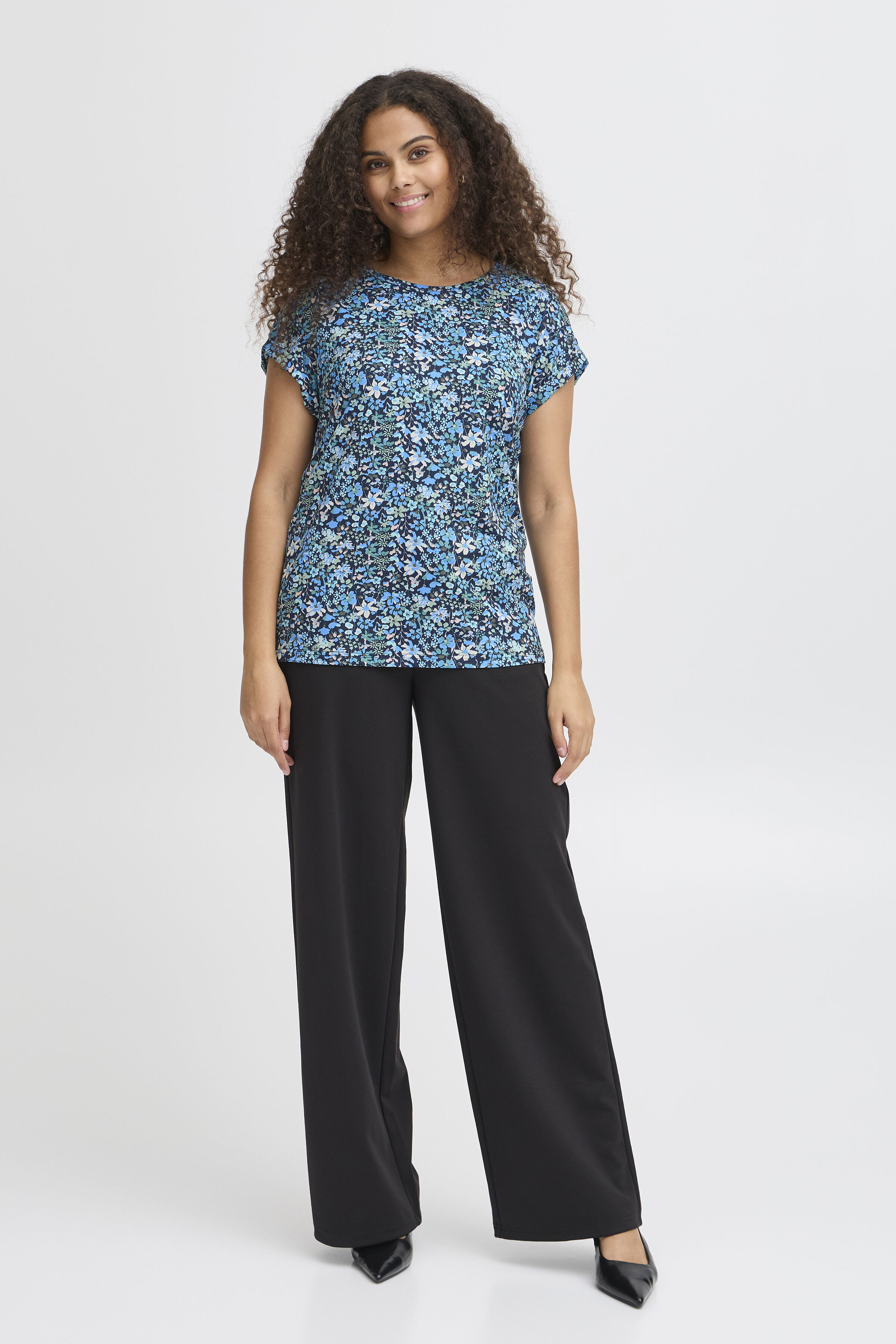 Short Sleeve Top Image 5