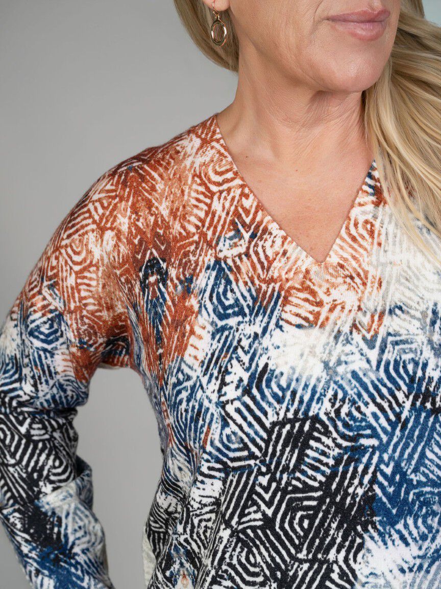 Lightweight Knit Pullover