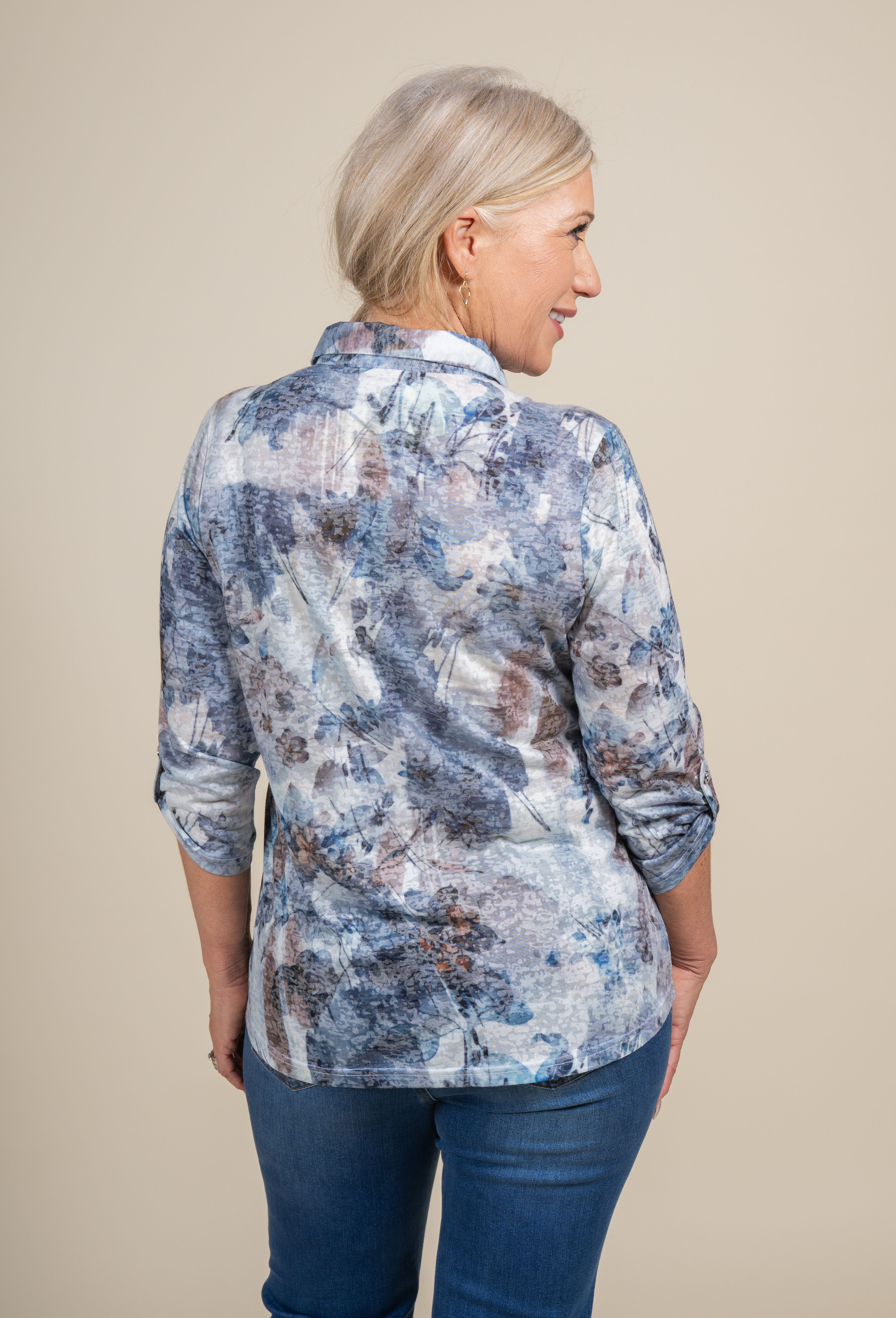 3/4 Sleeve Button Down Burnout Top Image 2