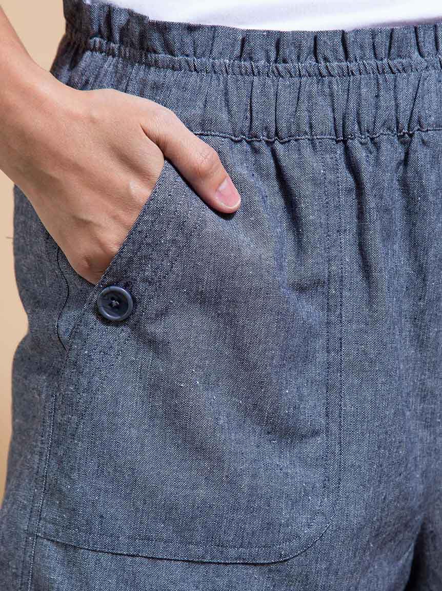Linen Blend Pull-On Trouser Shorts Image 4