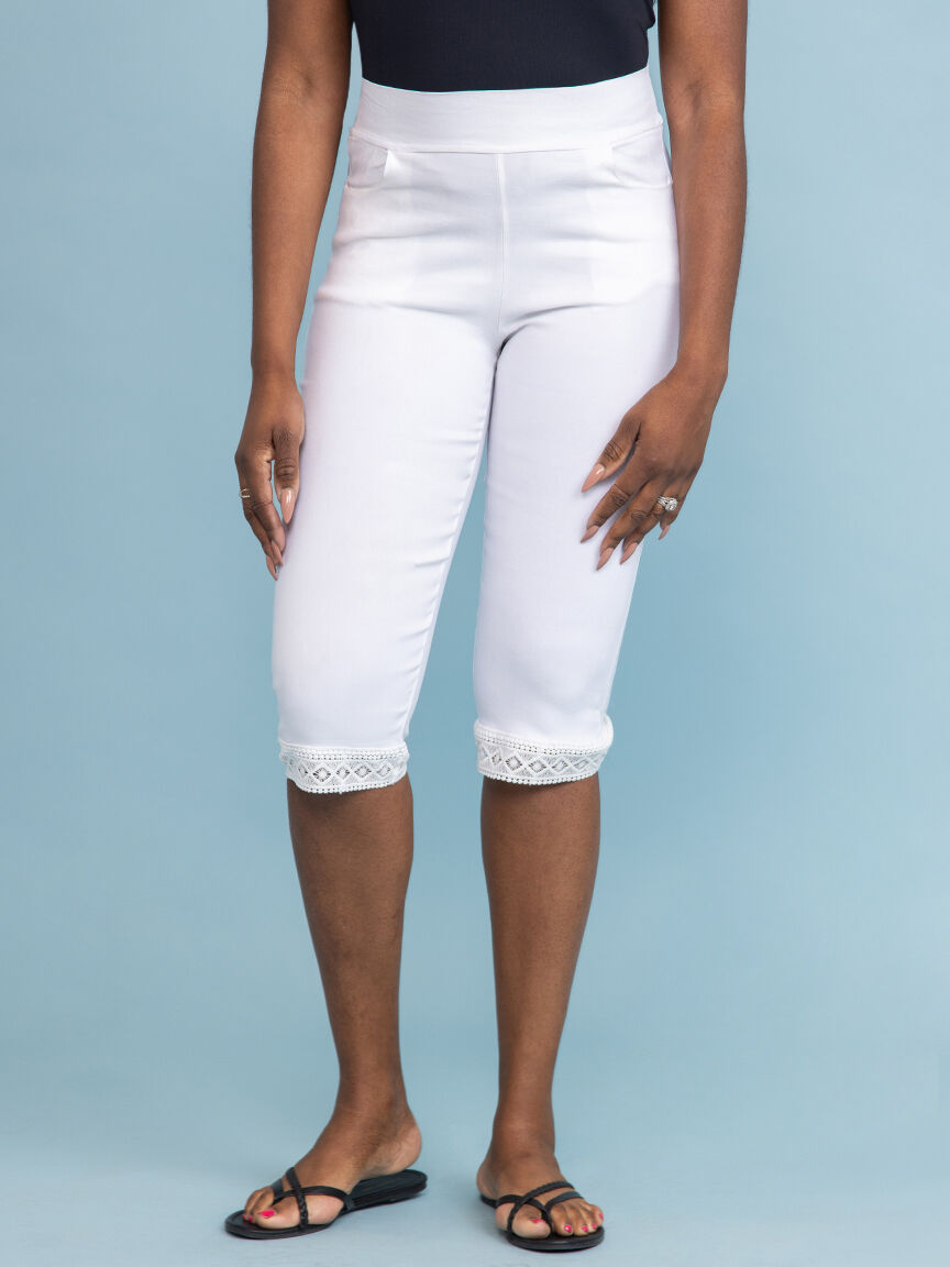 Lace Trimmed Pull on Capri  Image 2
