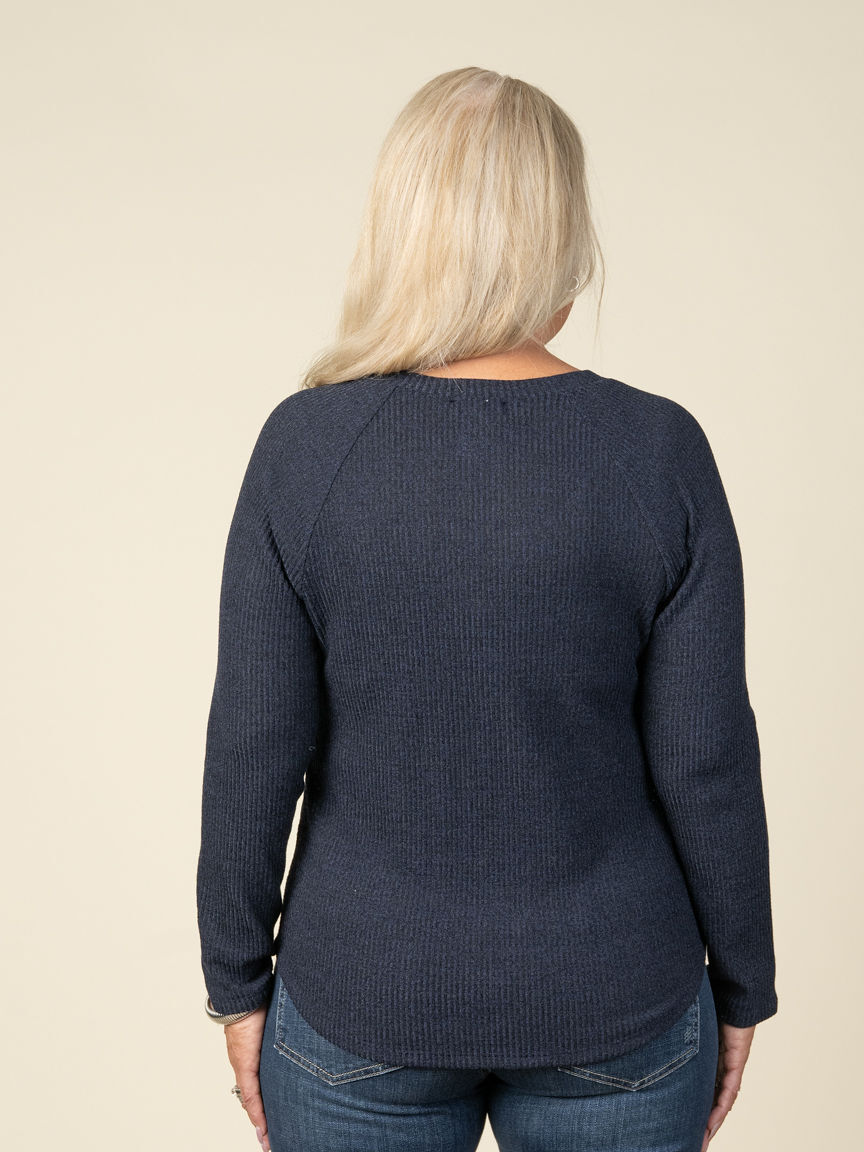 Long Sleeve V-Neck Top With 3 Buttons