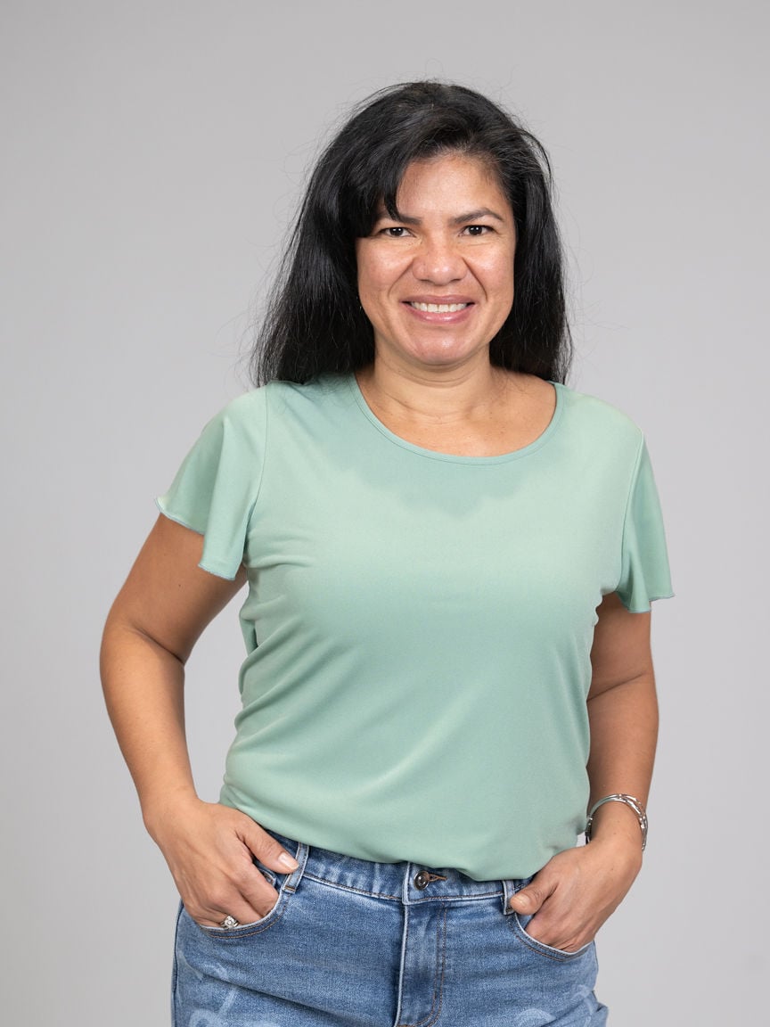 Short Ruffle Sleeve Top