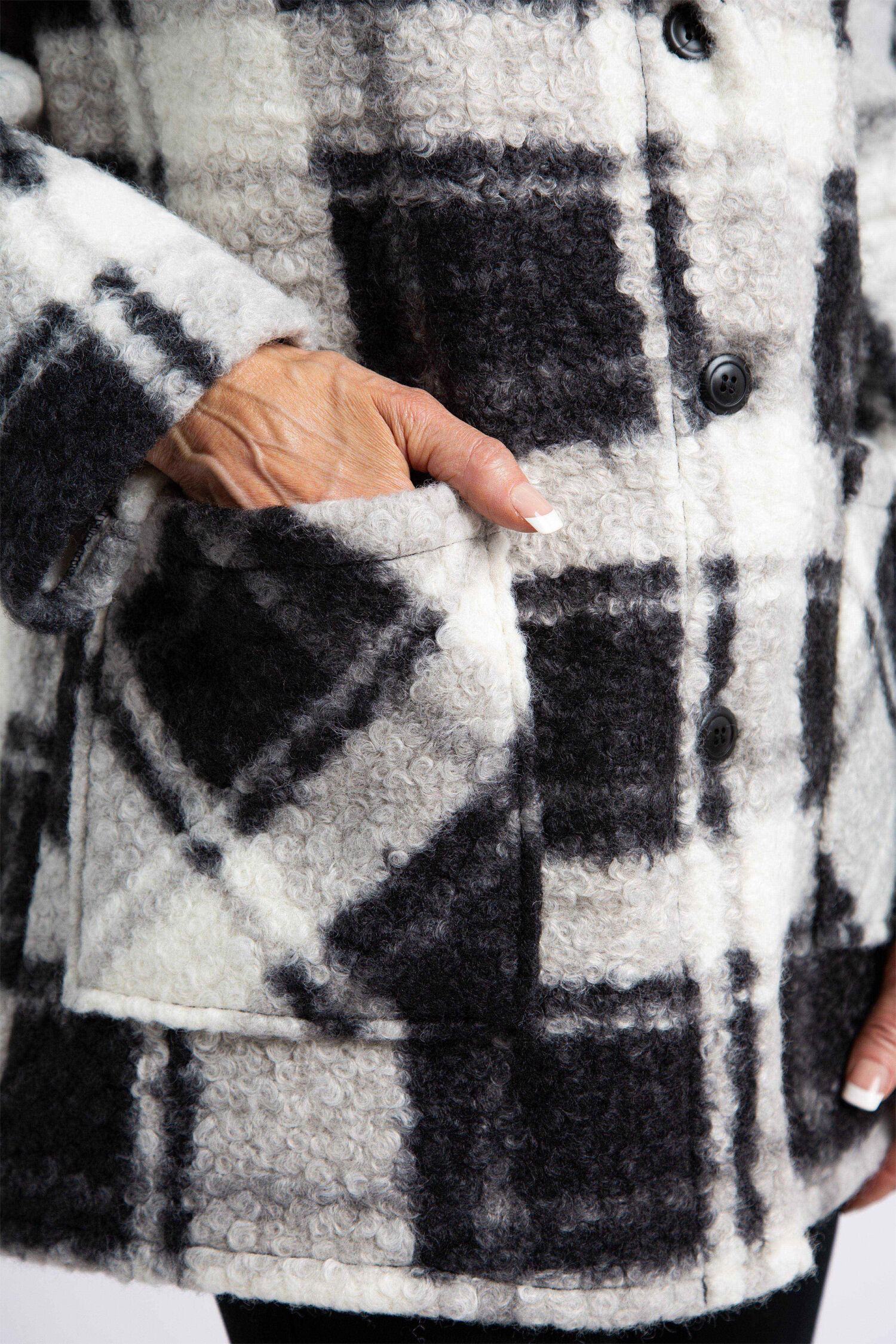 Notched Collar Boucle Shacket  Image 4