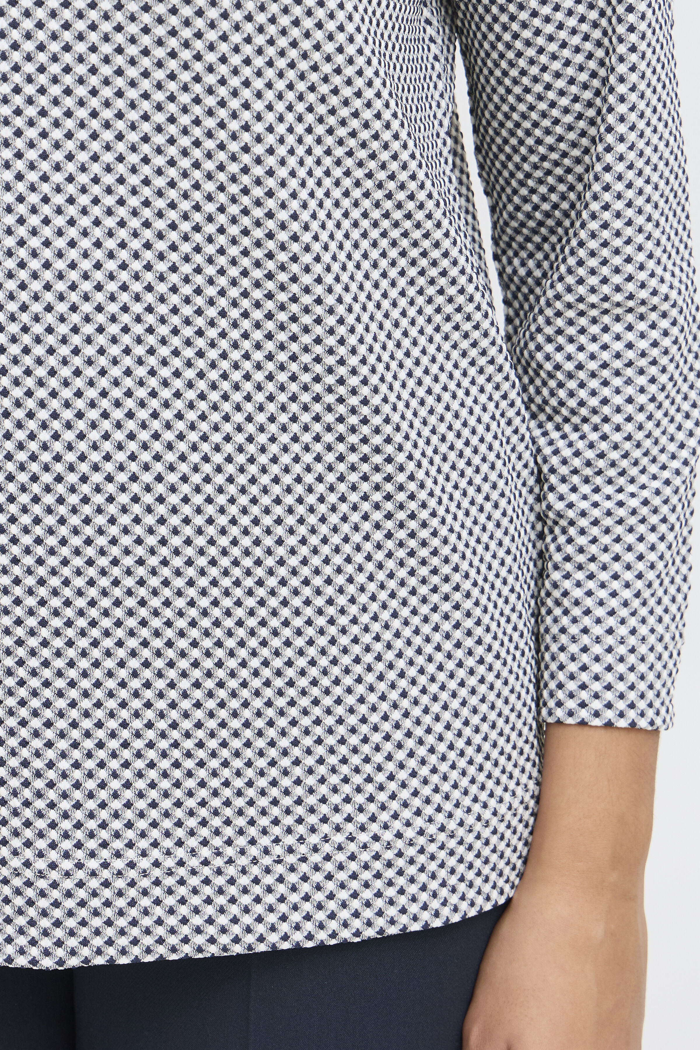 &frac34; Sleeve Crew Neck Top  Image 3