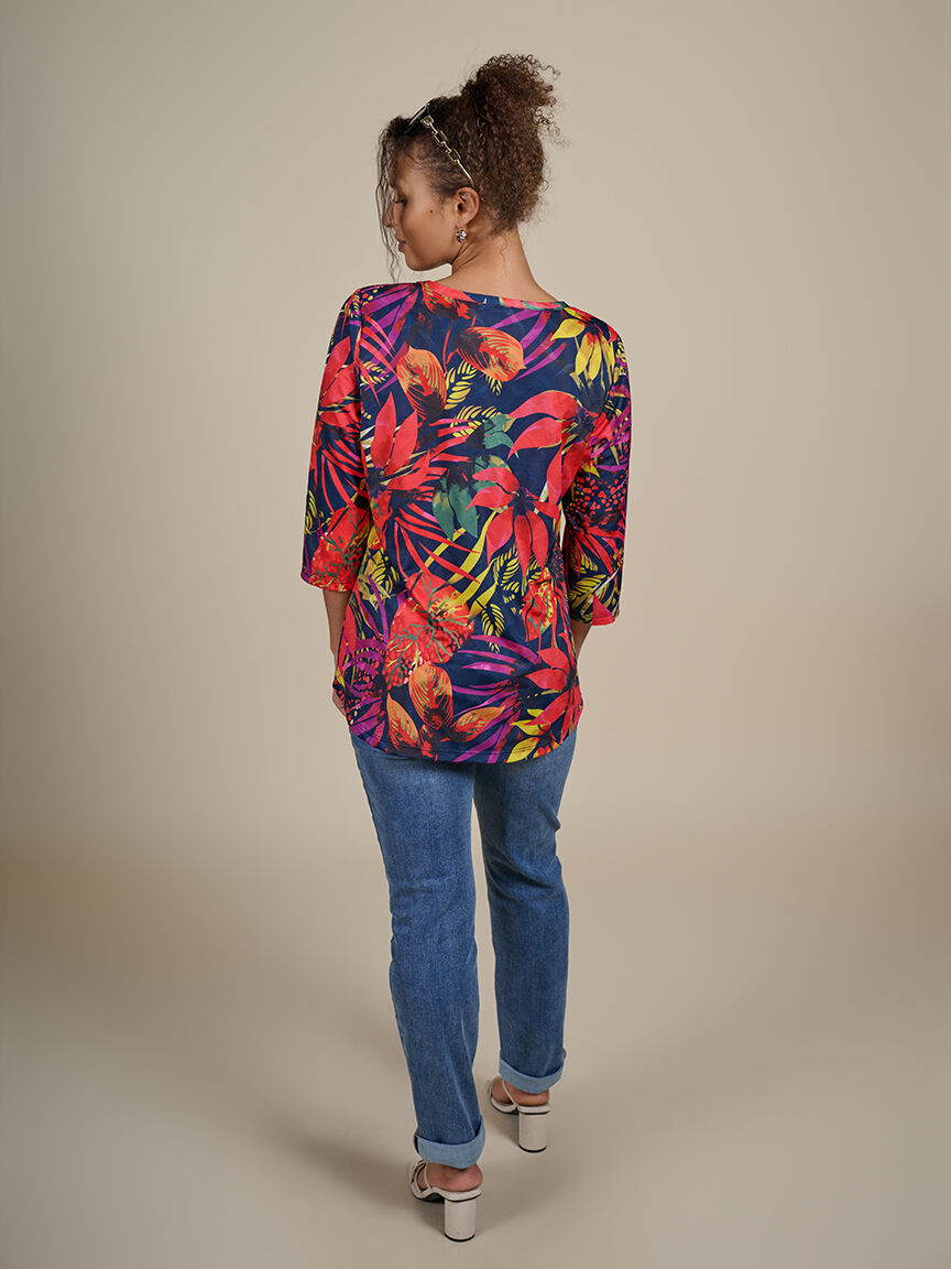 &frac34; Sleeve V Neck Top  Image 2