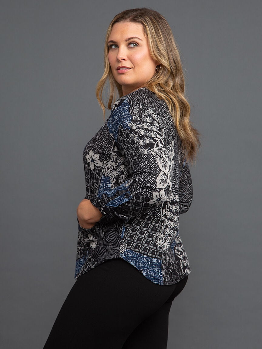 &frac34; Sleeve Top w/ Kangaroo Pocket