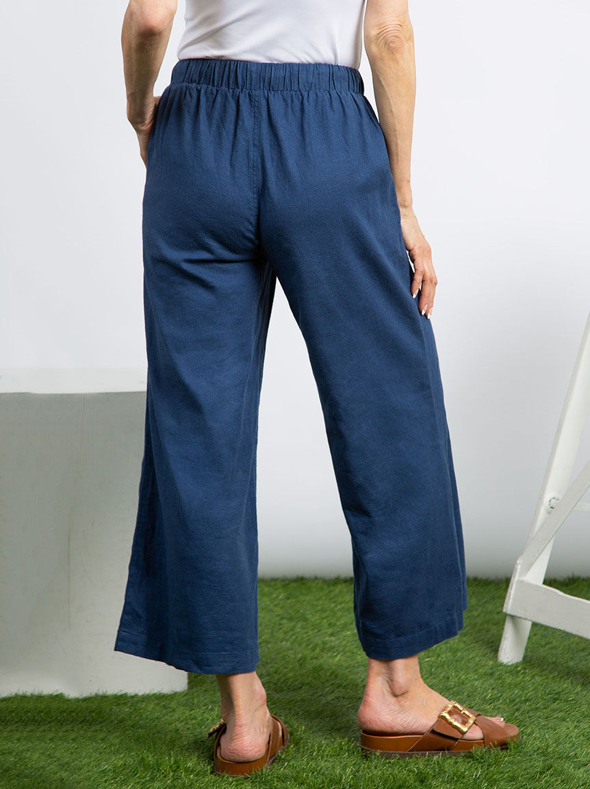 Pull-On Wide Leg Pant Image 4