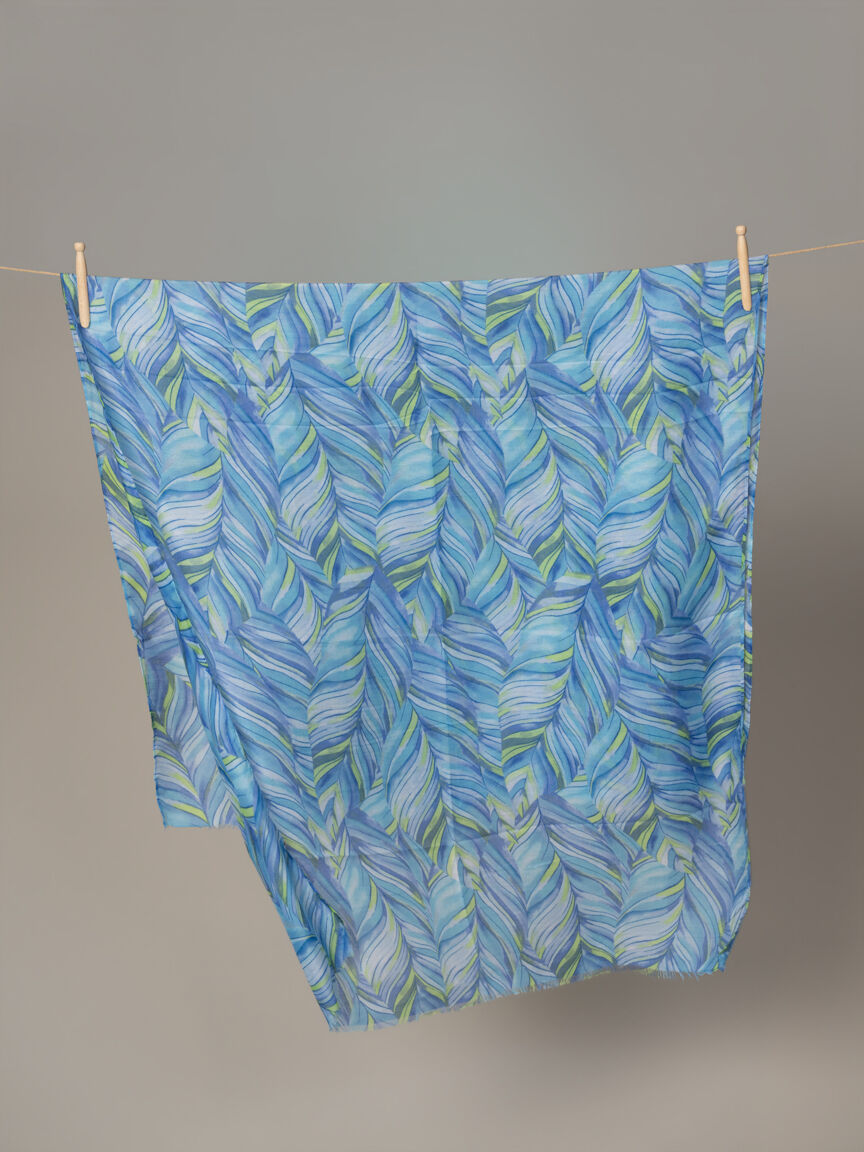 Lightweight Leaf Scarf