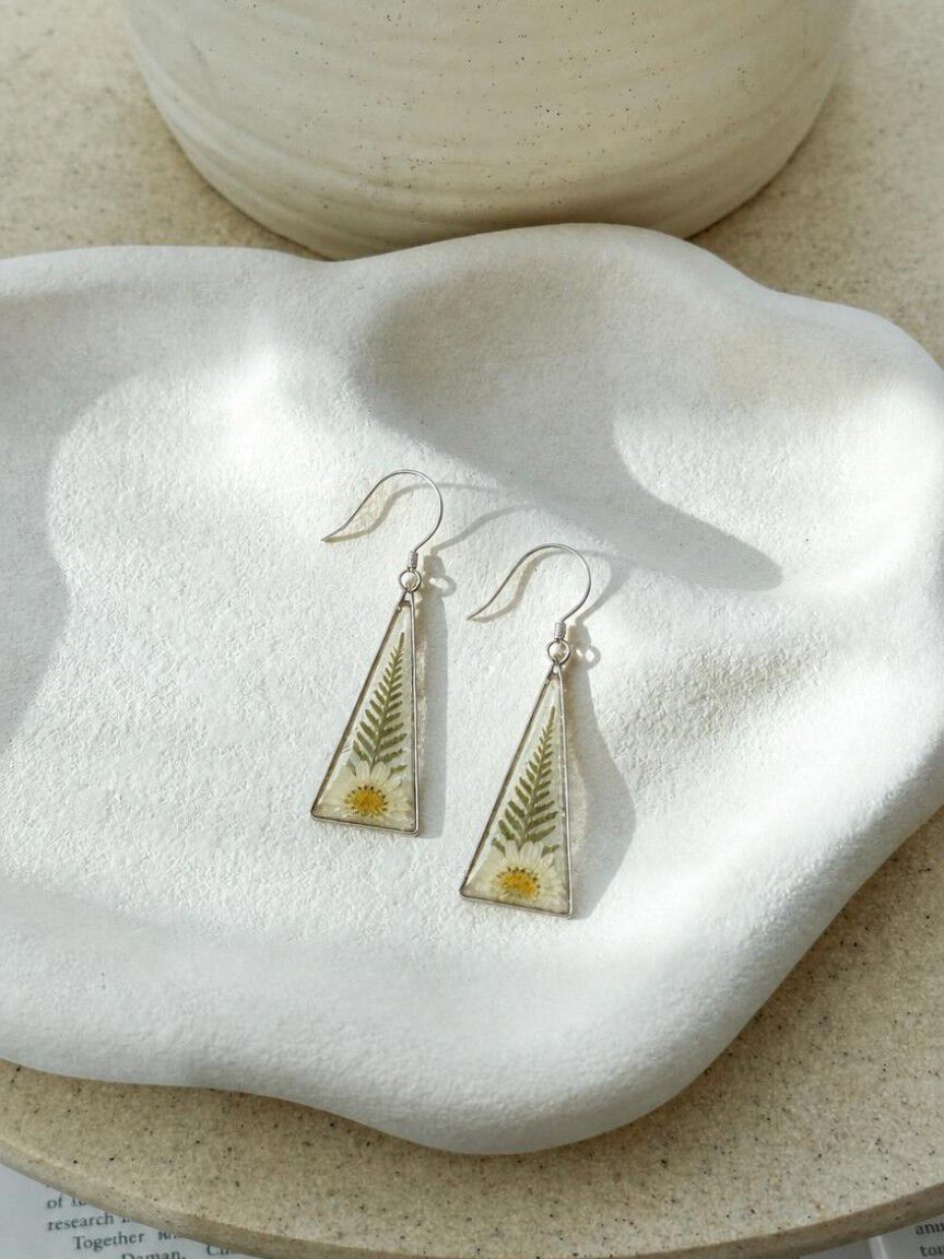 Floral Resin Triangle Earrings