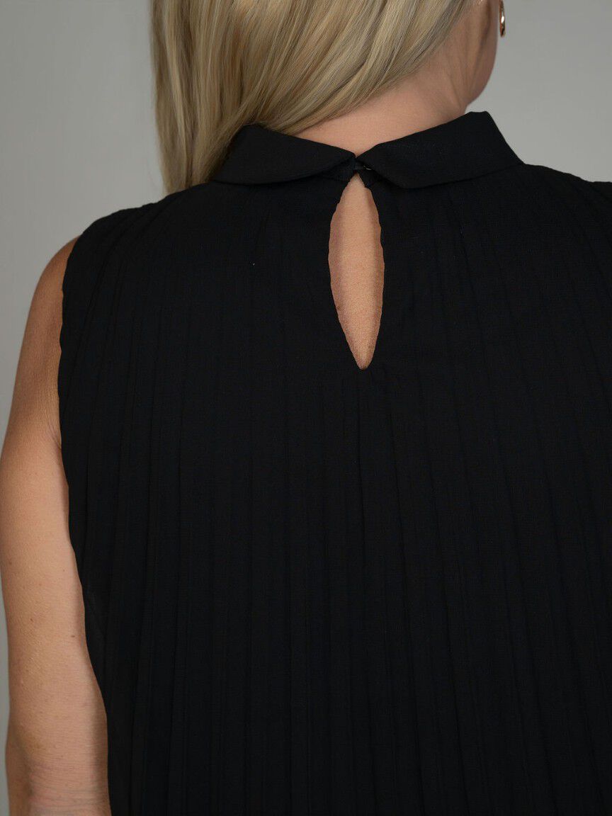 Sleeveless Crinkle Dress