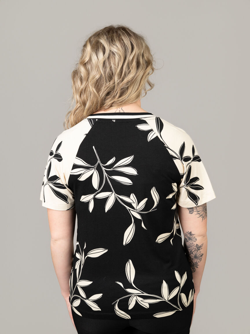 Printed Jersey Flutter Sleeve Top