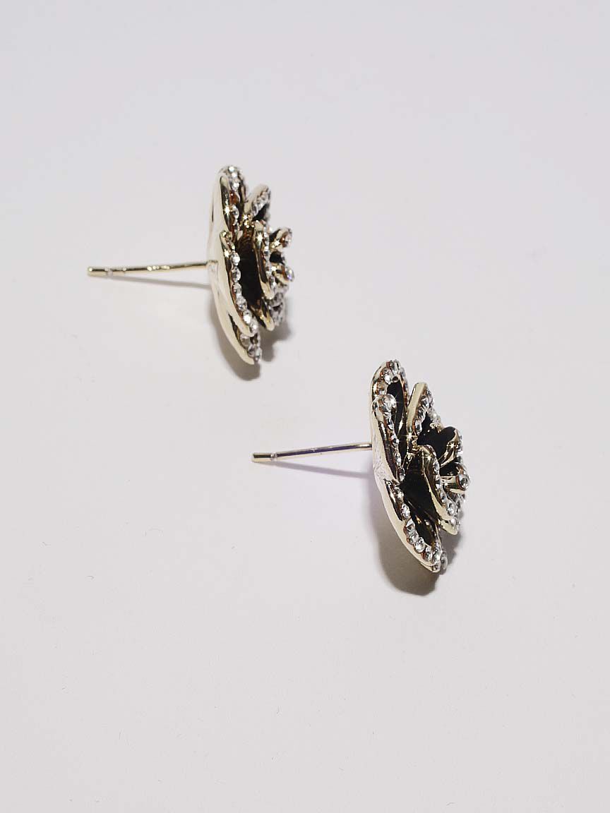 Rose Stud Earrings Image 3