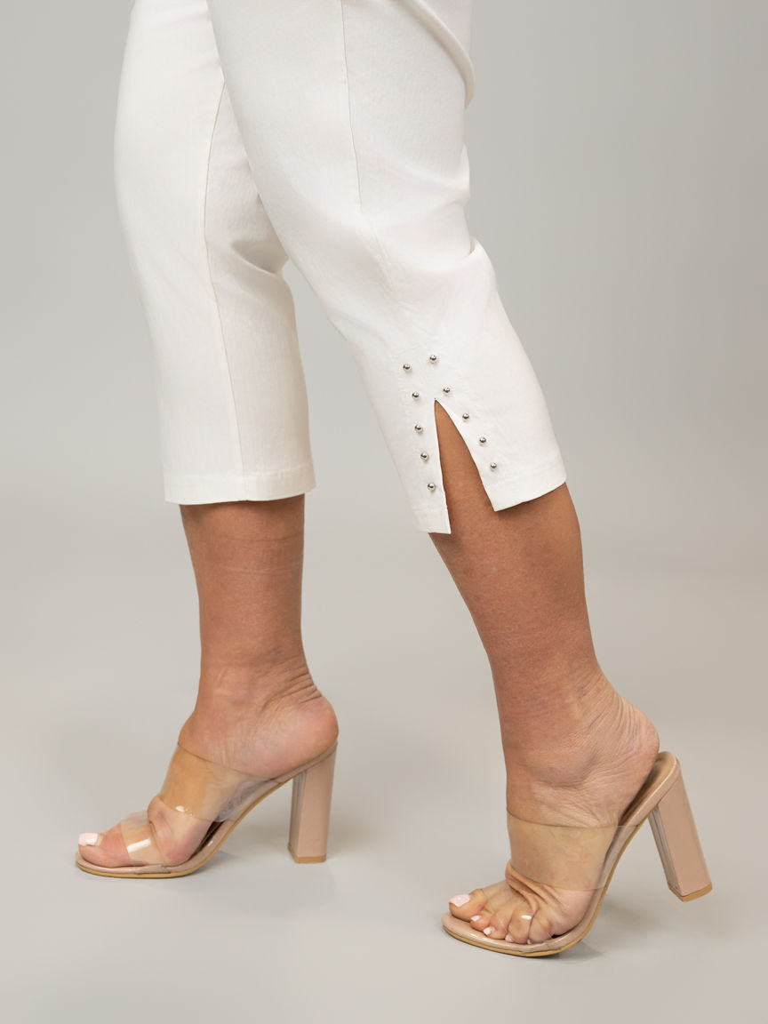 Pull-On Capris With Slits Image 4