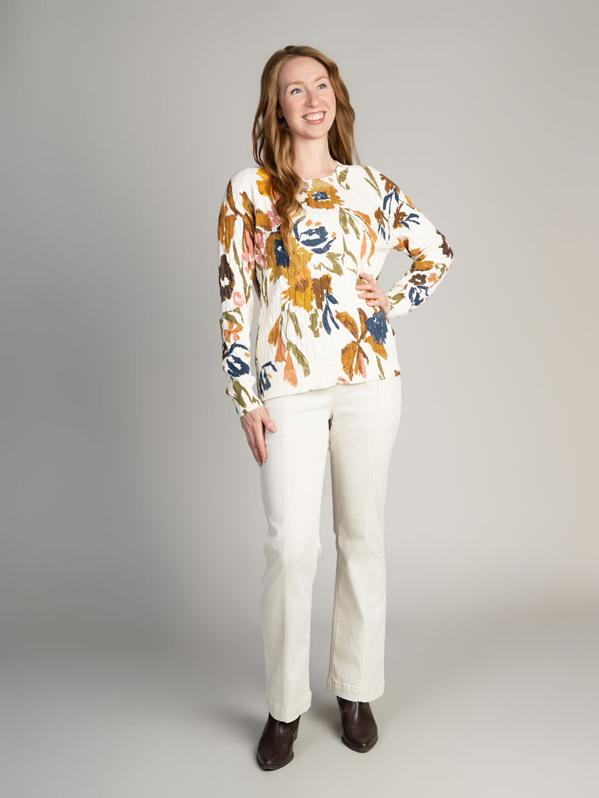 Lightweight Cable Knit Sweater Image 5