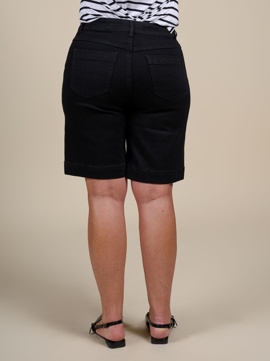 Comfort Stretch Pull-On Bermuda Shorts Image 2