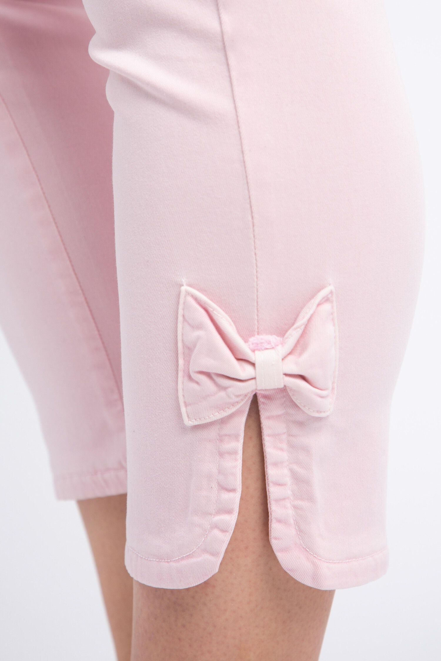 Soft Denim Capri w/ Petal Slit Image 4