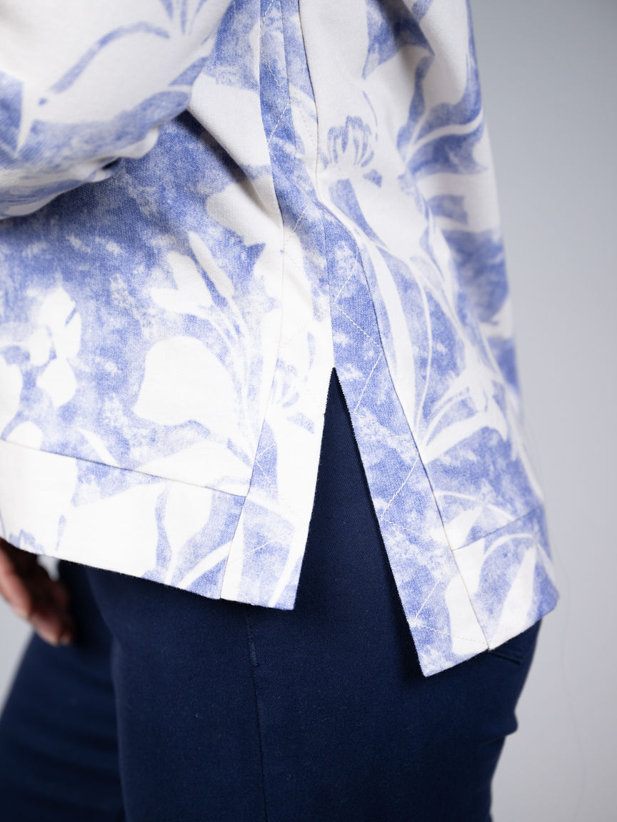 Crew Neck Sweater With Detailed Side Slits