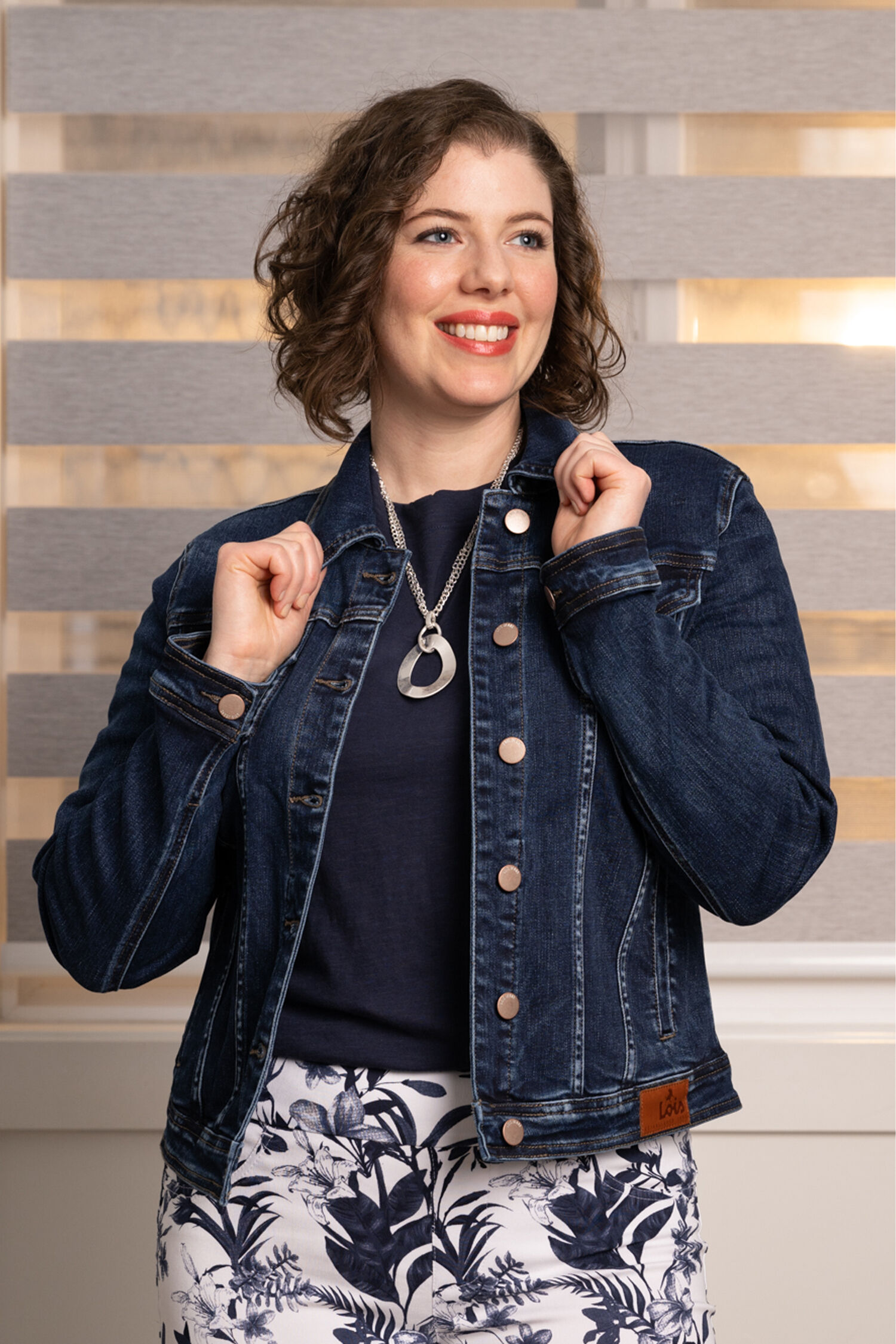 Denim Blue Iconic Classic Jean Jacket Image 2