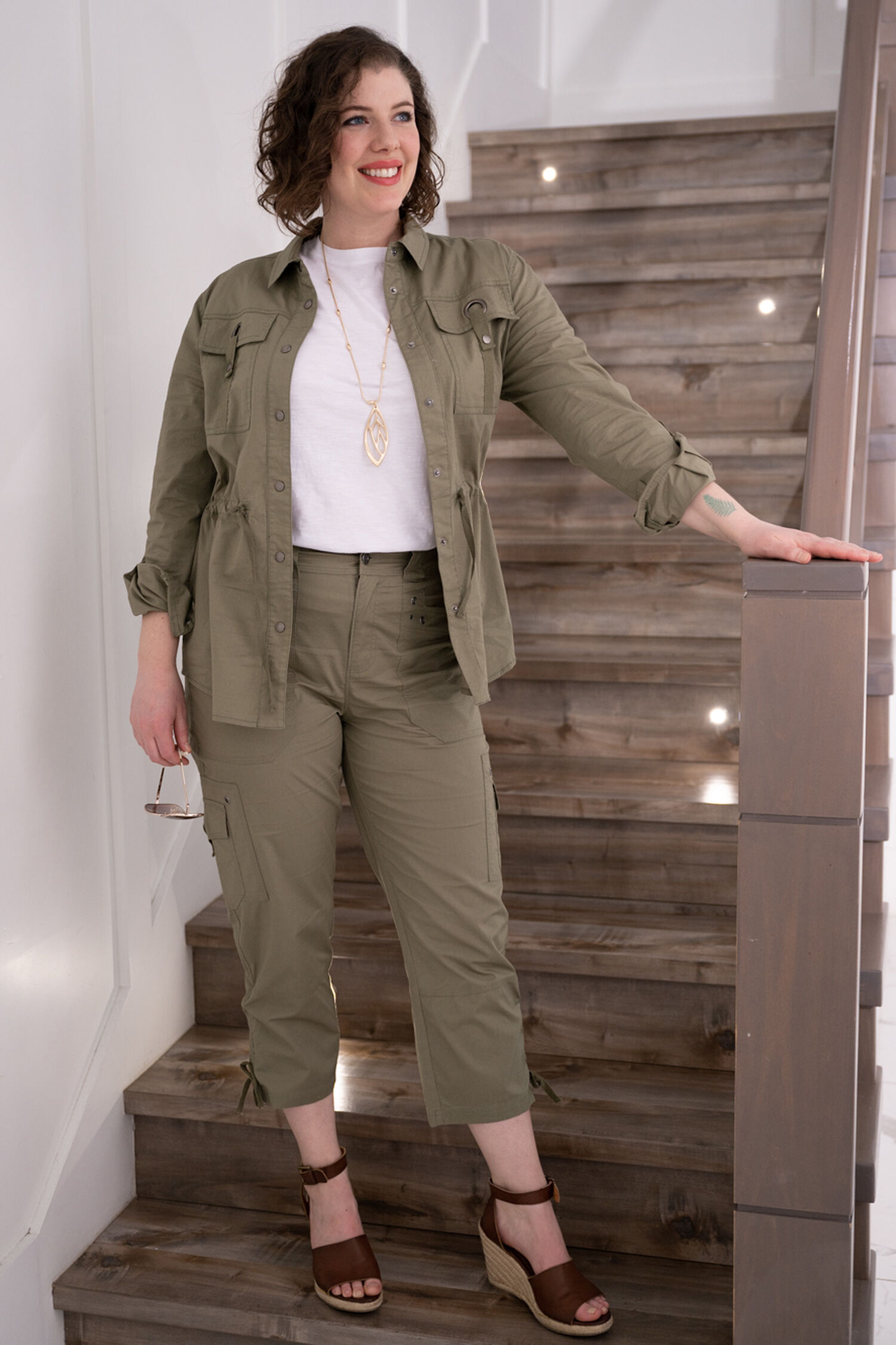 Capri Pant with Drawstring Image 4