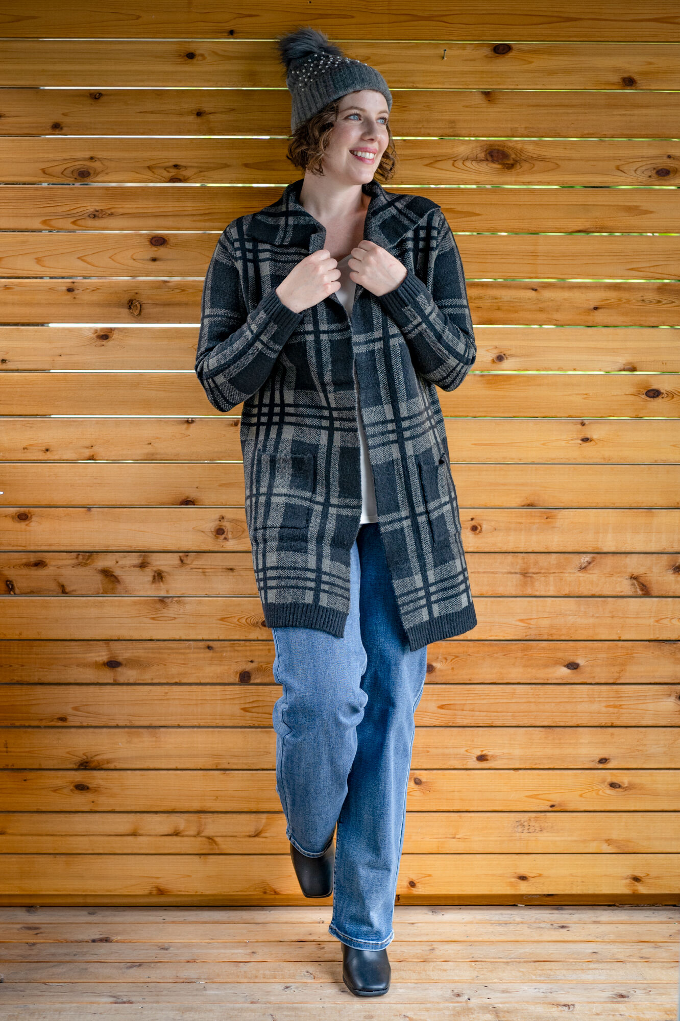 Plaid Jacquard Grey-Black Pocket Cardigan Image 3