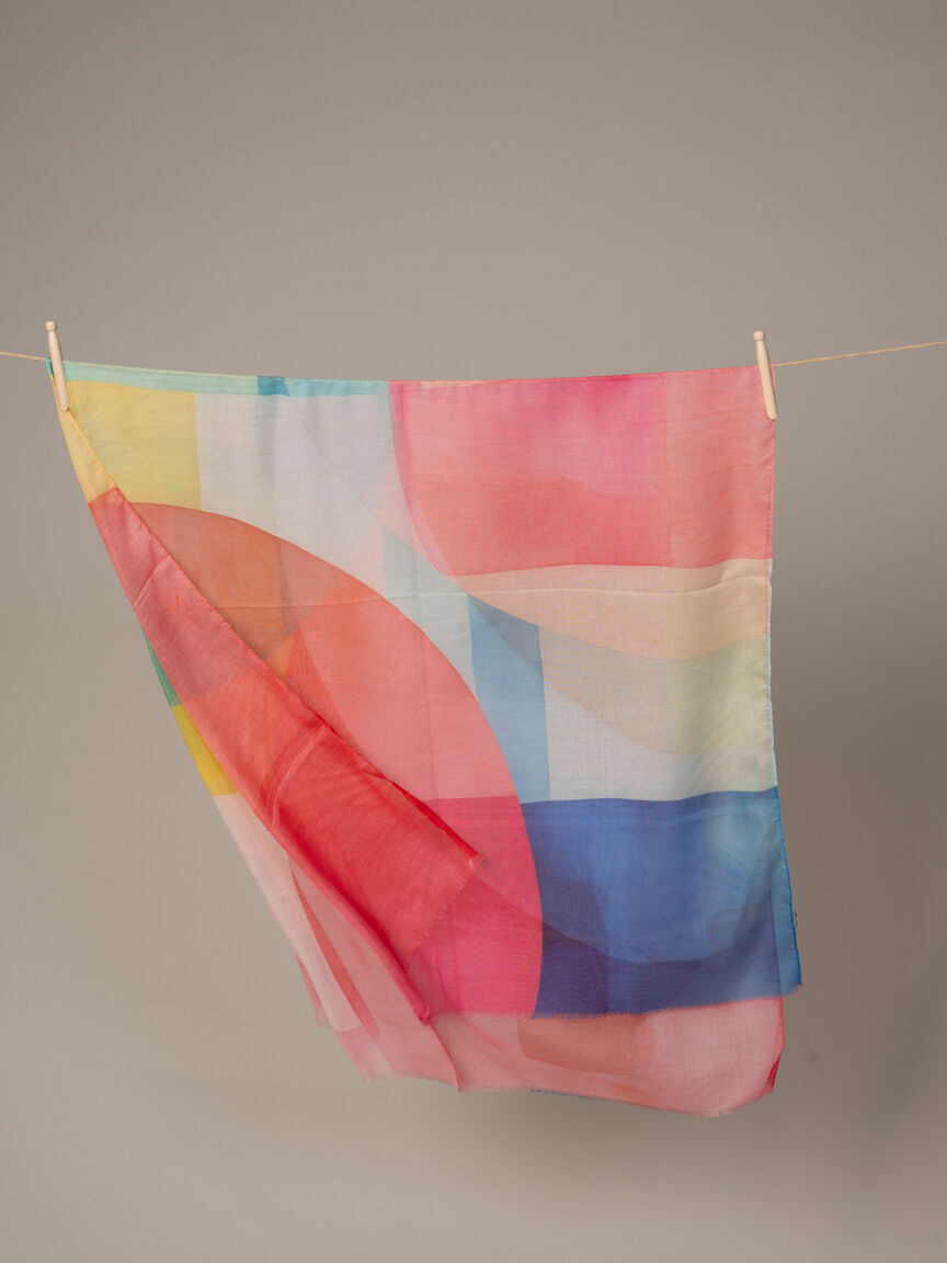 Lightweight Abstract Scarf