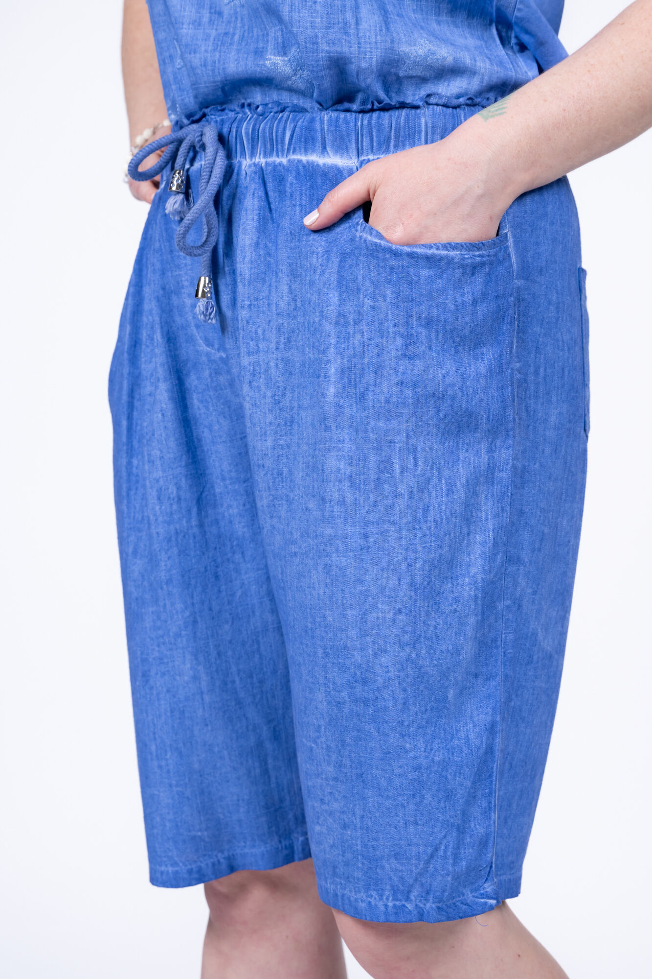 Linen Blend Tie Waist Shorts Image 2