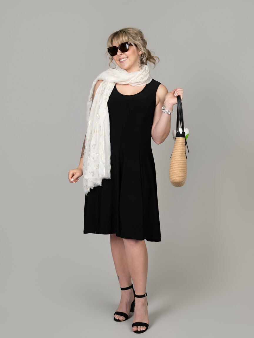 Frill Edge Metallic Scarf