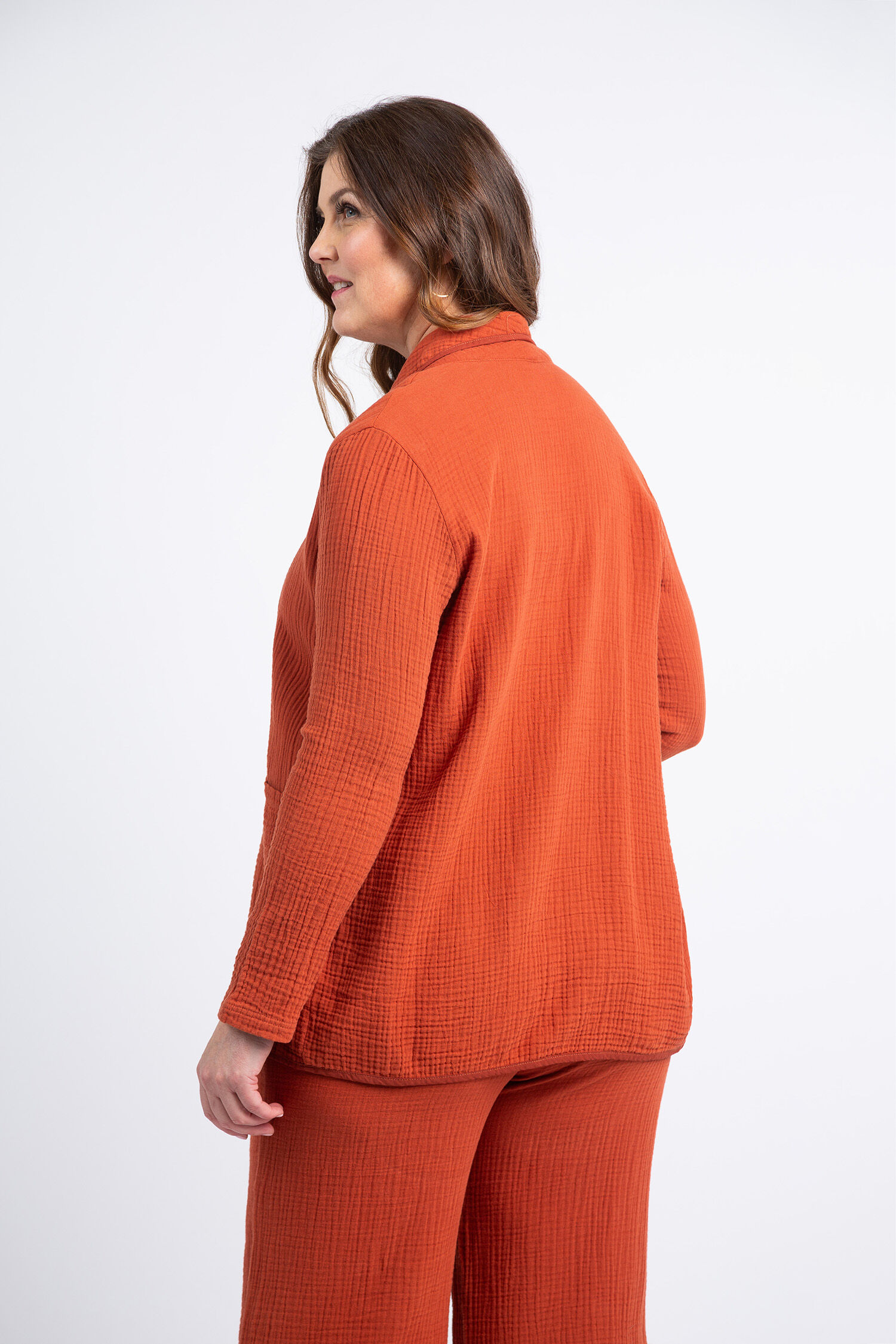 &frac34; Sleeve Crinkle Gauze Blazer Image 4