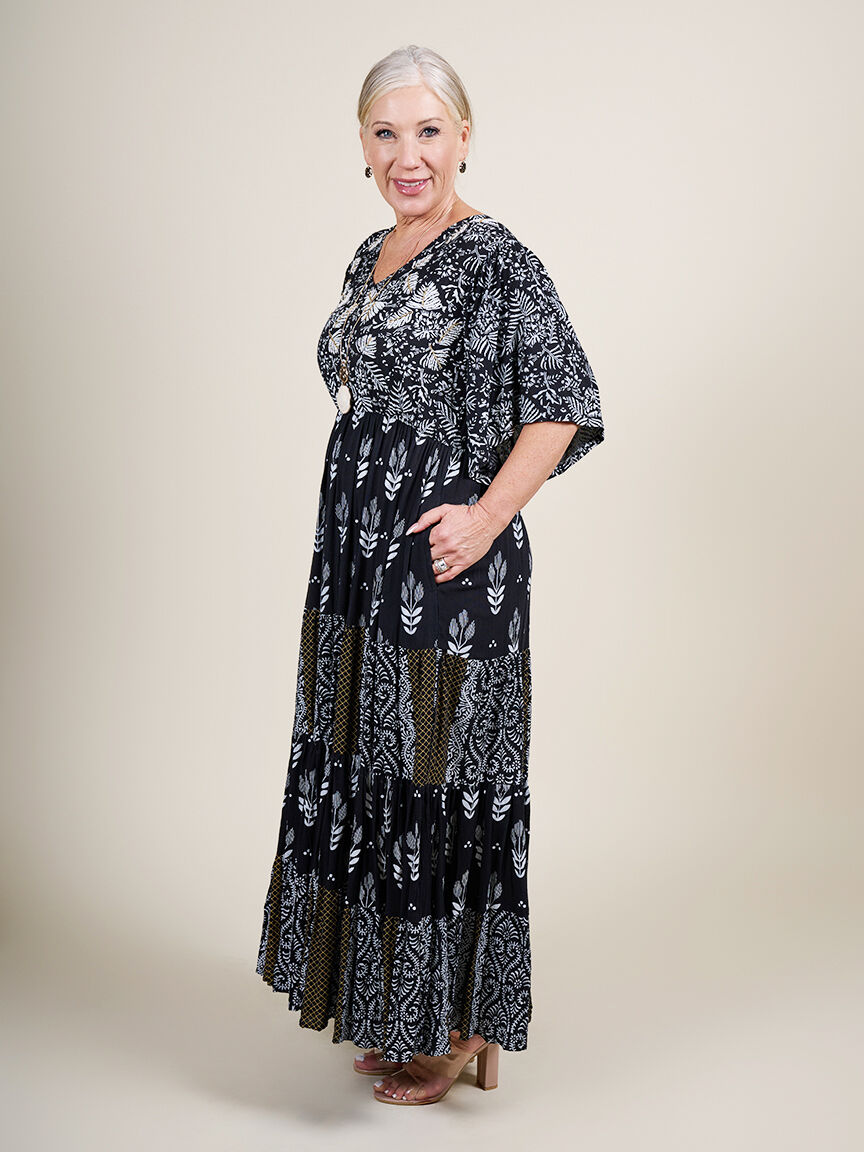 Maxi dress with beads Image 3