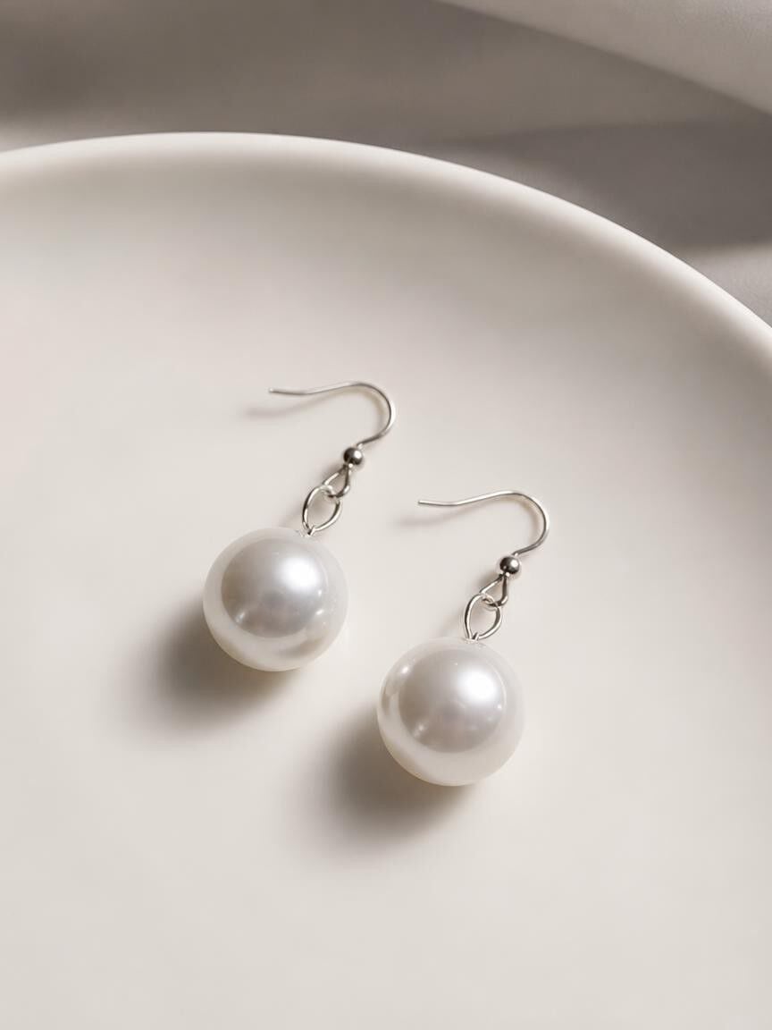 Pearl Necklace and Dangle Earrings Set