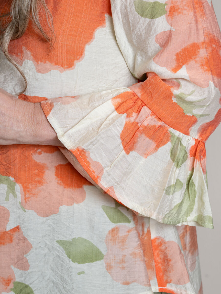 3/4 Sleeve High-Low Blouse