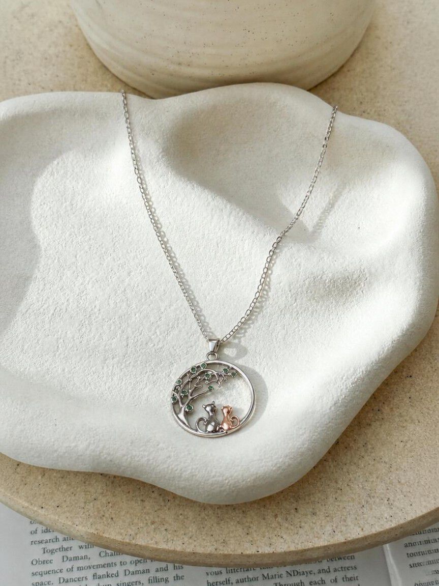Cat Pendant Necklace
