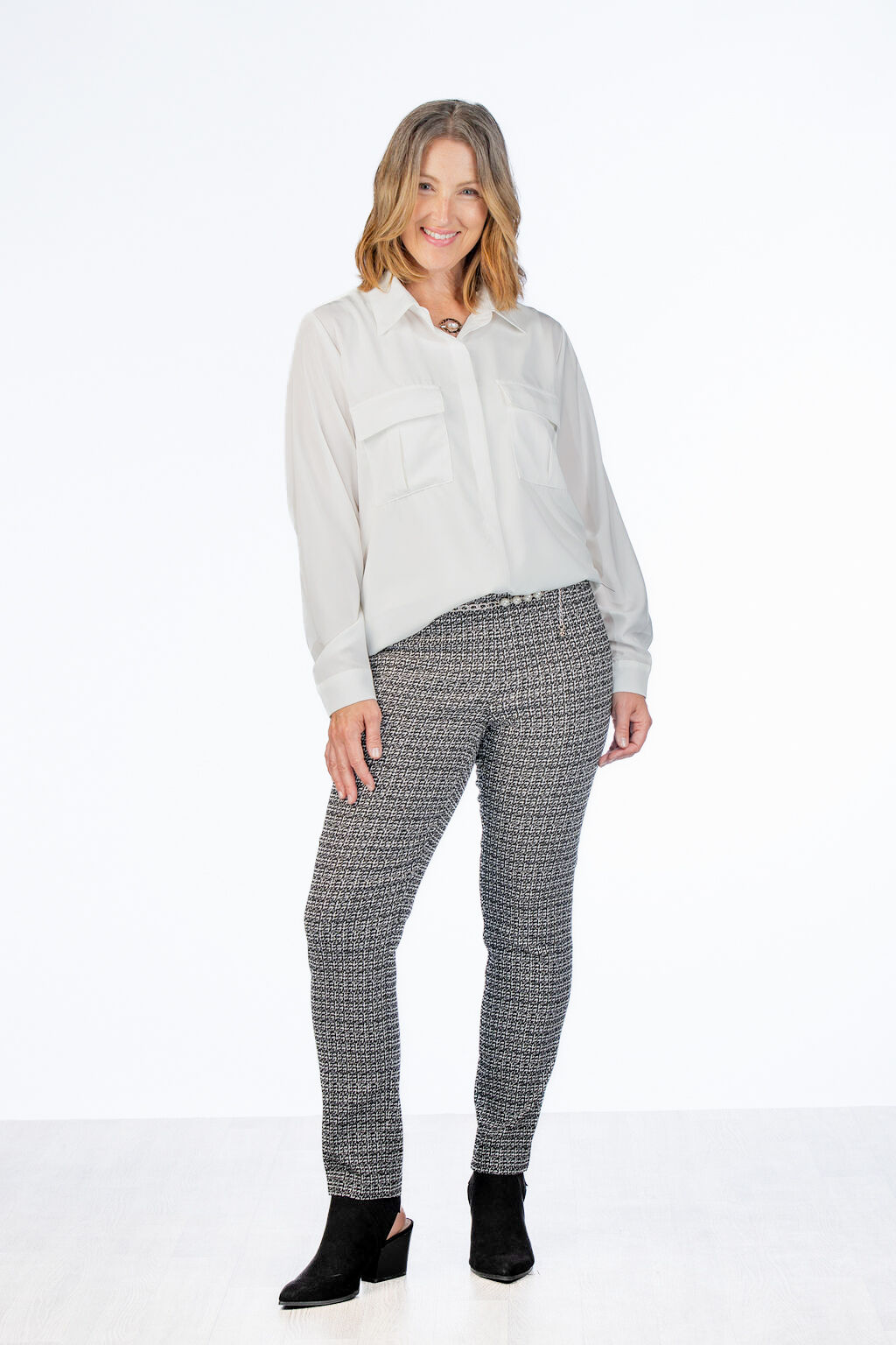 Shimmering Houndstooth Pearl-Chain Pants Image 1