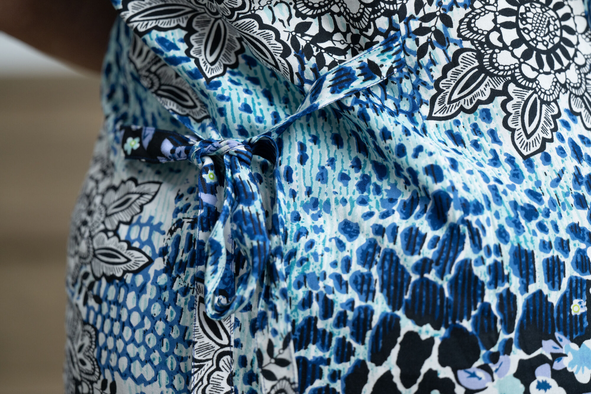 Blue Button-Up Tank Blouse Image 3