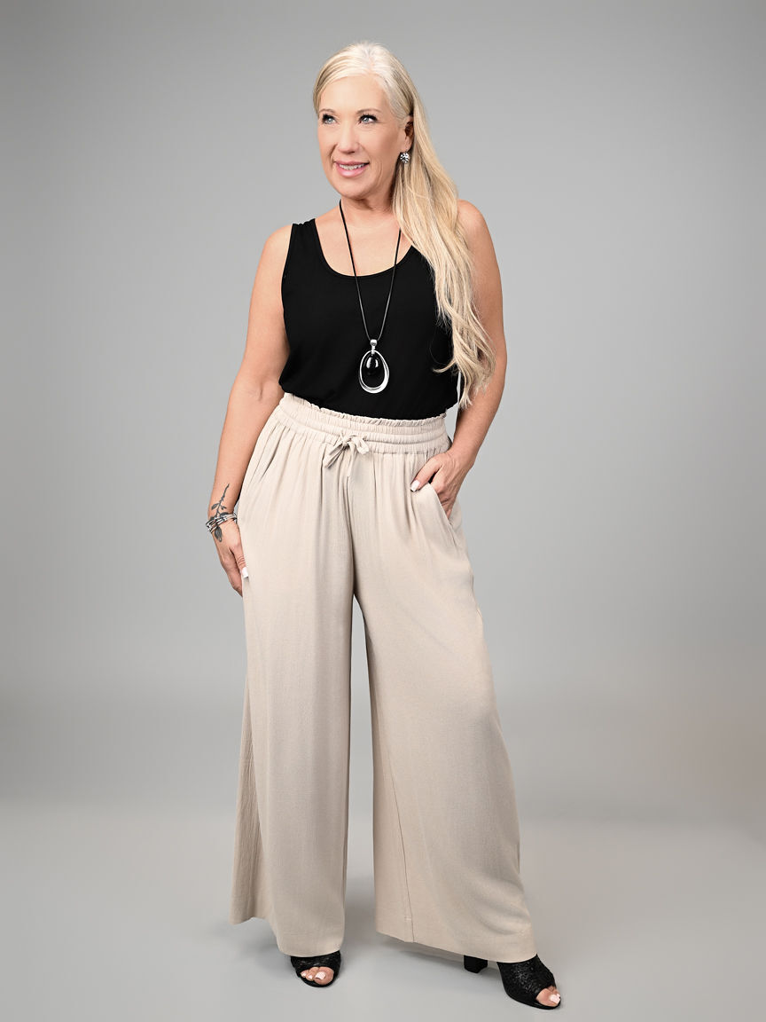 Bamboo Sleeveless Crew Neck Top Image 2