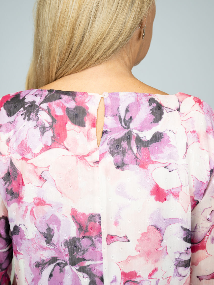 Sheer Floral Flowy 3/4 Sleeve Top