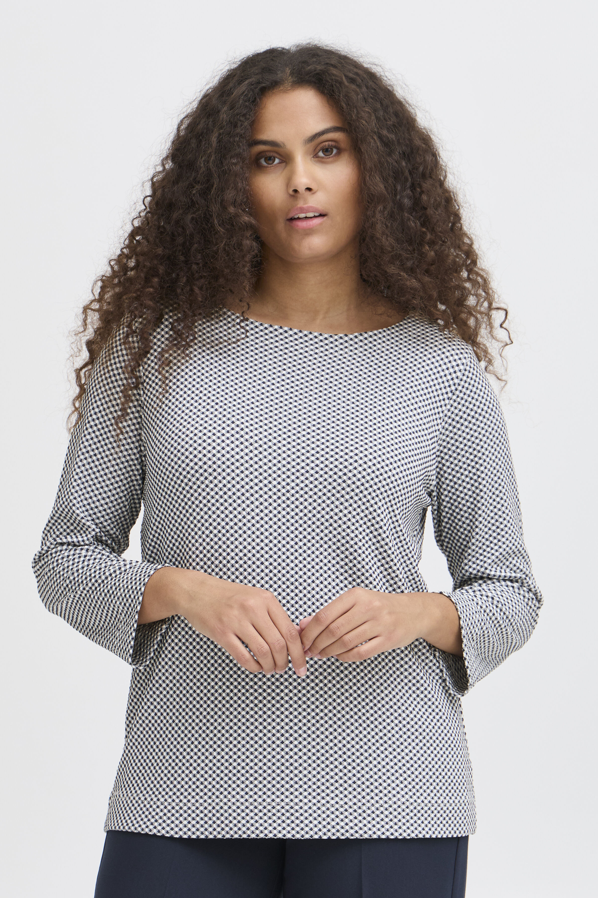 &frac34; Sleeve Crew Neck Top  Image 1